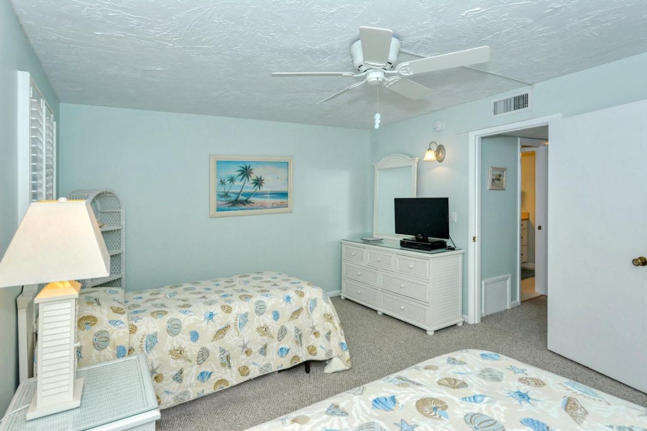 Laplaya 201C Breathtaking Gulf Panorama From This Corner End Unit With A Private Stairway To The Beach Longboat Key Bagian luar foto