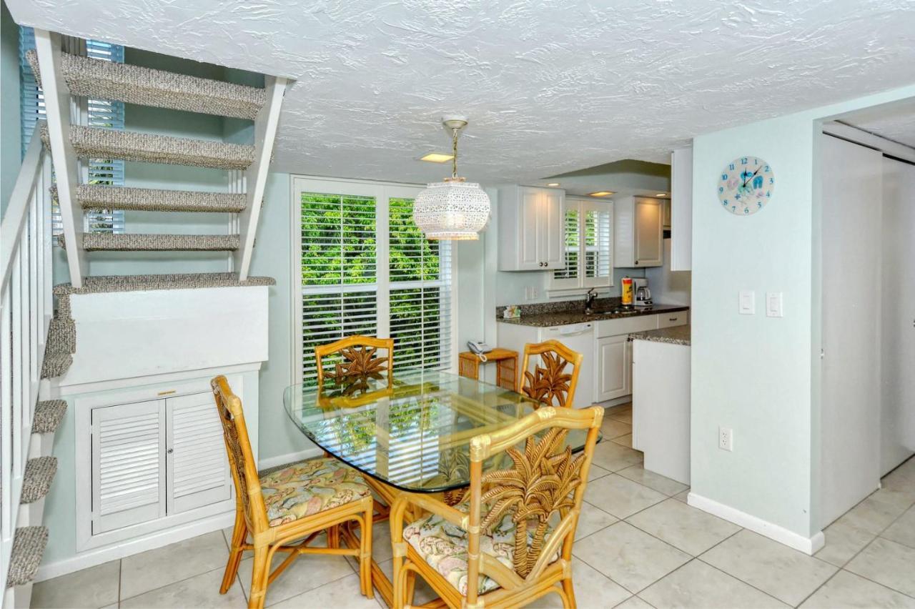 Laplaya 201C Breathtaking Gulf Panorama From This Corner End Unit With A Private Stairway To The Beach Longboat Key Bagian luar foto