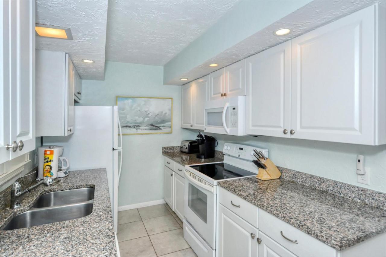 Laplaya 201C Breathtaking Gulf Panorama From This Corner End Unit With A Private Stairway To The Beach Longboat Key Bagian luar foto