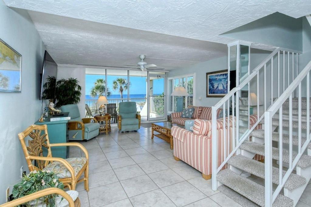 Laplaya 201C Breathtaking Gulf Panorama From This Corner End Unit With A Private Stairway To The Beach Longboat Key Bagian luar foto