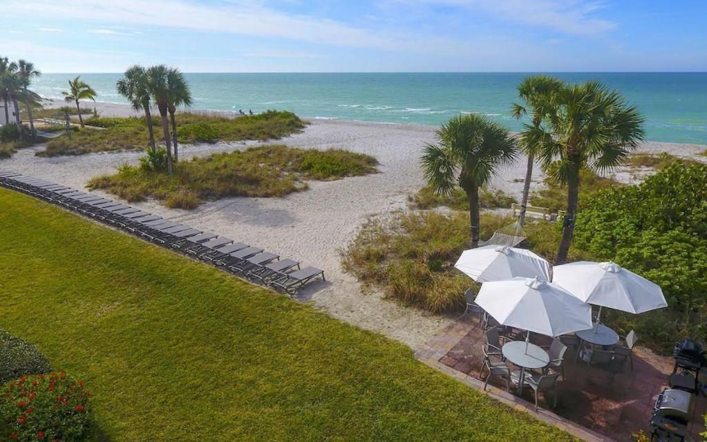 Laplaya 201C Breathtaking Gulf Panorama From This Corner End Unit With A Private Stairway To The Beach Longboat Key Bagian luar foto